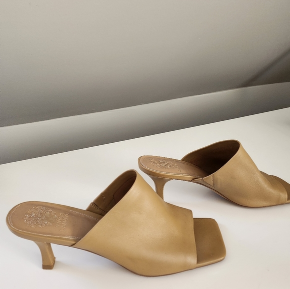 Vince Camuto mules - Picture 1 of 5